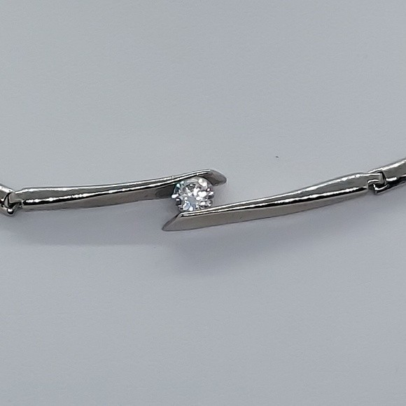 Silver tone crystal choker necklace‎ - Picture 3 of 4